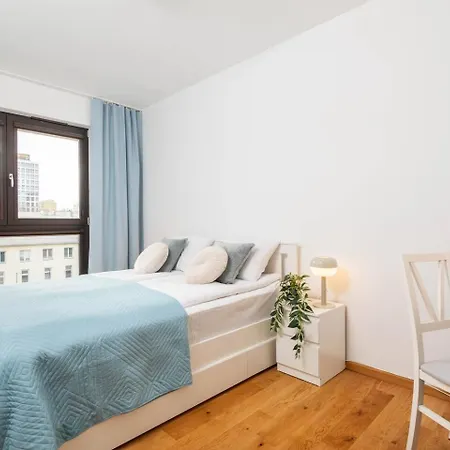Vista Metro Plocka Apartment *