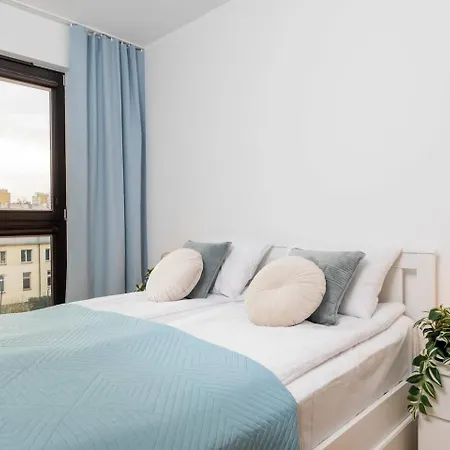 Vista Metro Plocka Apartment