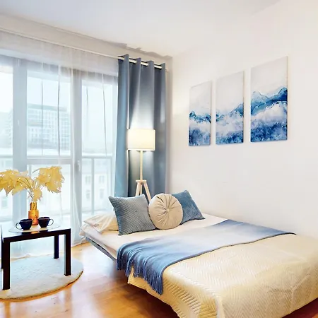 Apartament Vista Balcony Ac Parking Metro Plocka *