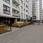 Vista Balcony Ac Parking Metro Plocka * Warszawa